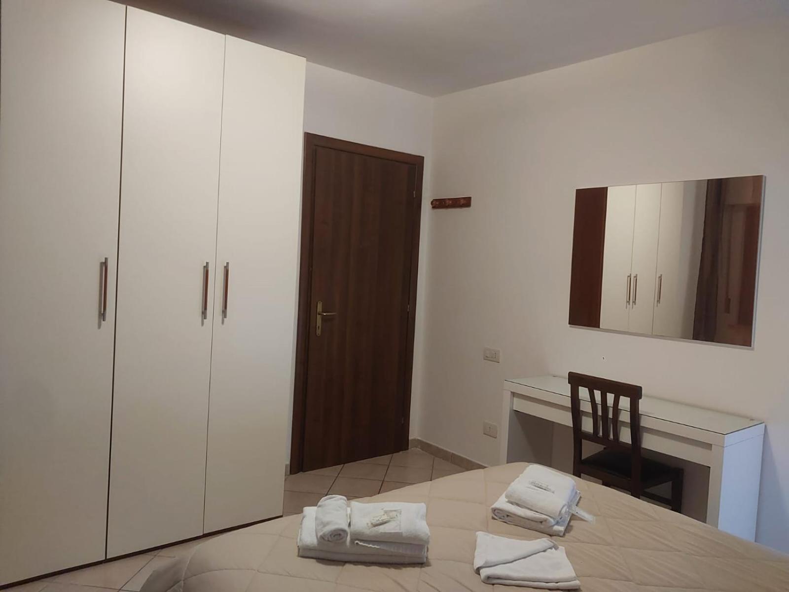 Dual Suites - 4 Posti Letto - Fiumicino Aeroporto E Fiera - Self Check-In Oda fotoğraf